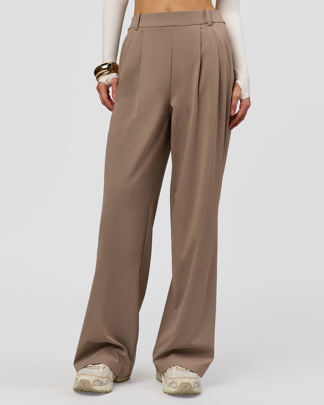 Woman wearing StretchShift Wide Leg Pant - Taupe Ash | Model:Leilani | Size:XS