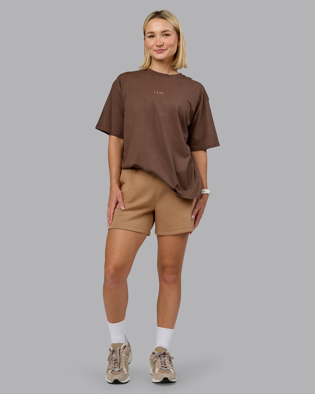 Woman wearing On Repeat FLXCotton Oversized Tee - Chocolate Martini-Taupe | Model:Halle | Size:S