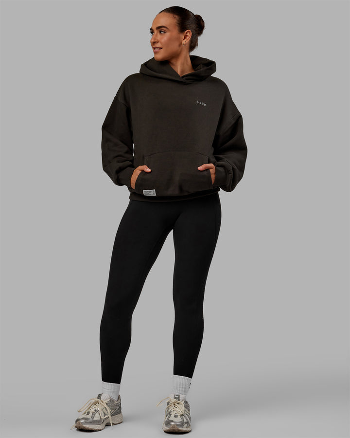 Woman wearing Unisex VS1 Hoodie Oversize - Pirate Black-Circular Grey