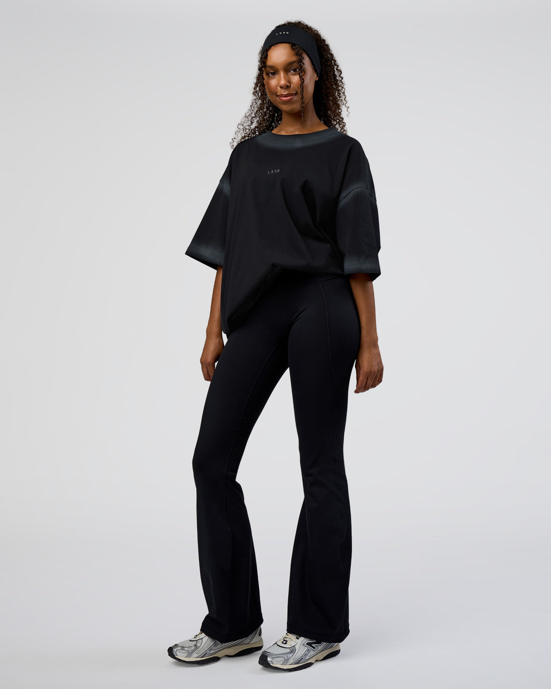 Woman wearing Urban Blur Heavyweight Unisex Oversized Tee - Black-Dark Storm | Model:Jordan | Size:S