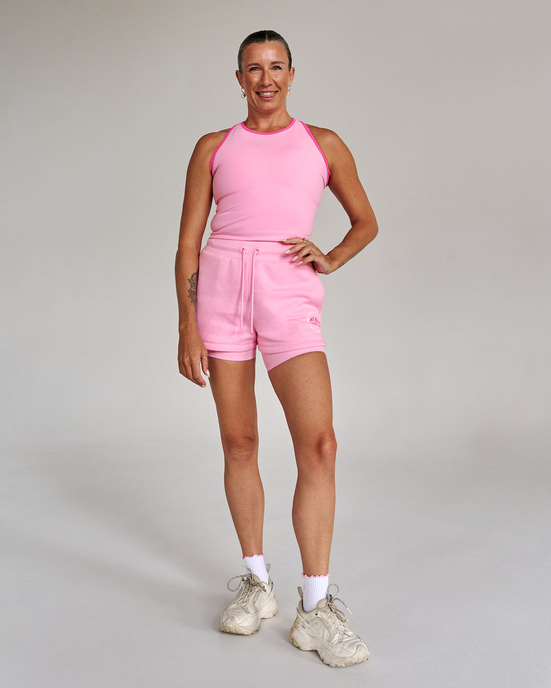 Campaign image of Flow Performance Tank 2.0 - Pink Rose-Ultra Pink - view 7