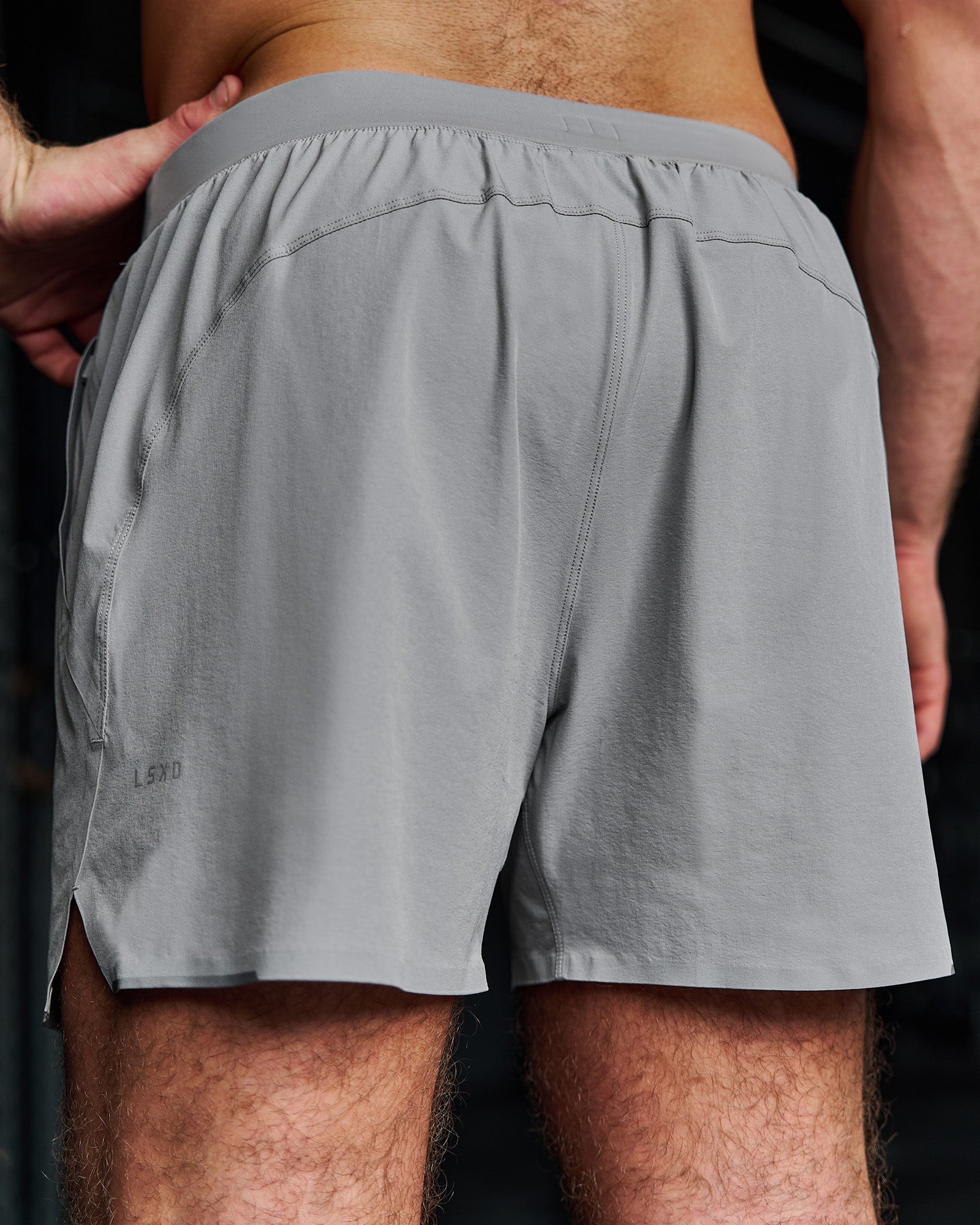 Campaign image of Hybrid 5" Short - Alloy