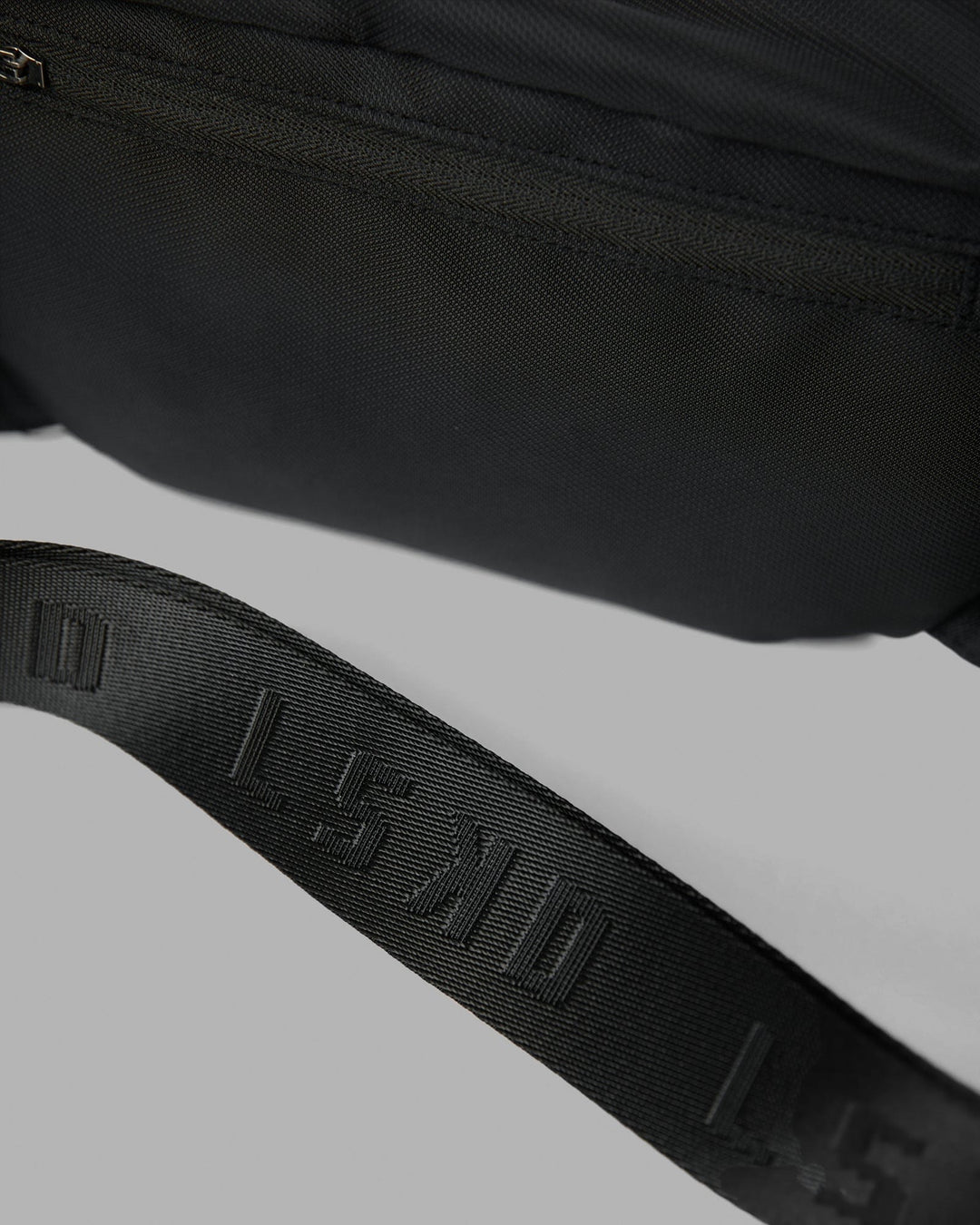Hike Cross Body Bag - Black