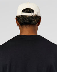 Man wearing Daily Cap - Vaporous Gray | Model:Cap | Size:DAILY | Thumbnail Index: 8