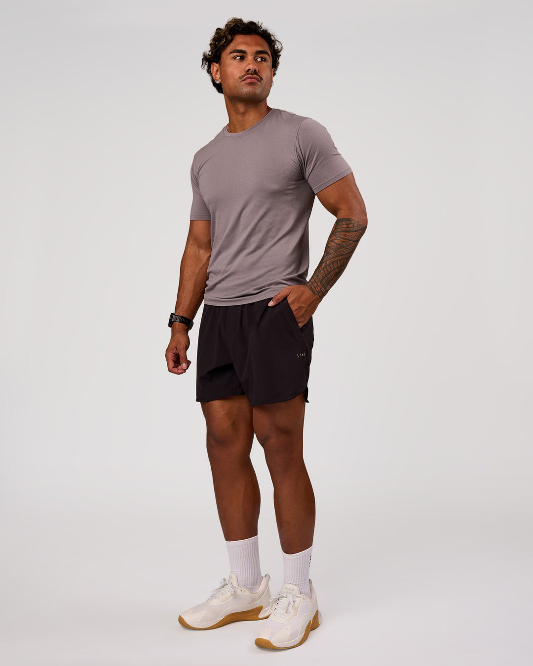 Man wearing Lift 6" Short - Black-Reflective | Model:Xav | Size:L - view 3