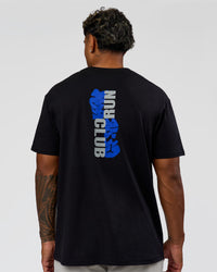Man wearing Run Club Elevate FLXCotton Oversized Tee - Black-Electric Indigo | Model:Xav | Size:L