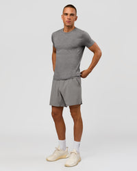 Man wearing AeroFLX+ Seamless Set In Tee Jacquard - Dark Storm/Alloy | Model:Albert | Size:M | Thumbnail Index: 2