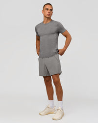 Man wearing AeroFLX+ Seamless Set In Tee Jacquard - Dark Storm/Alloy | Model:Albert | Size:M | Thumbnail Index: 3