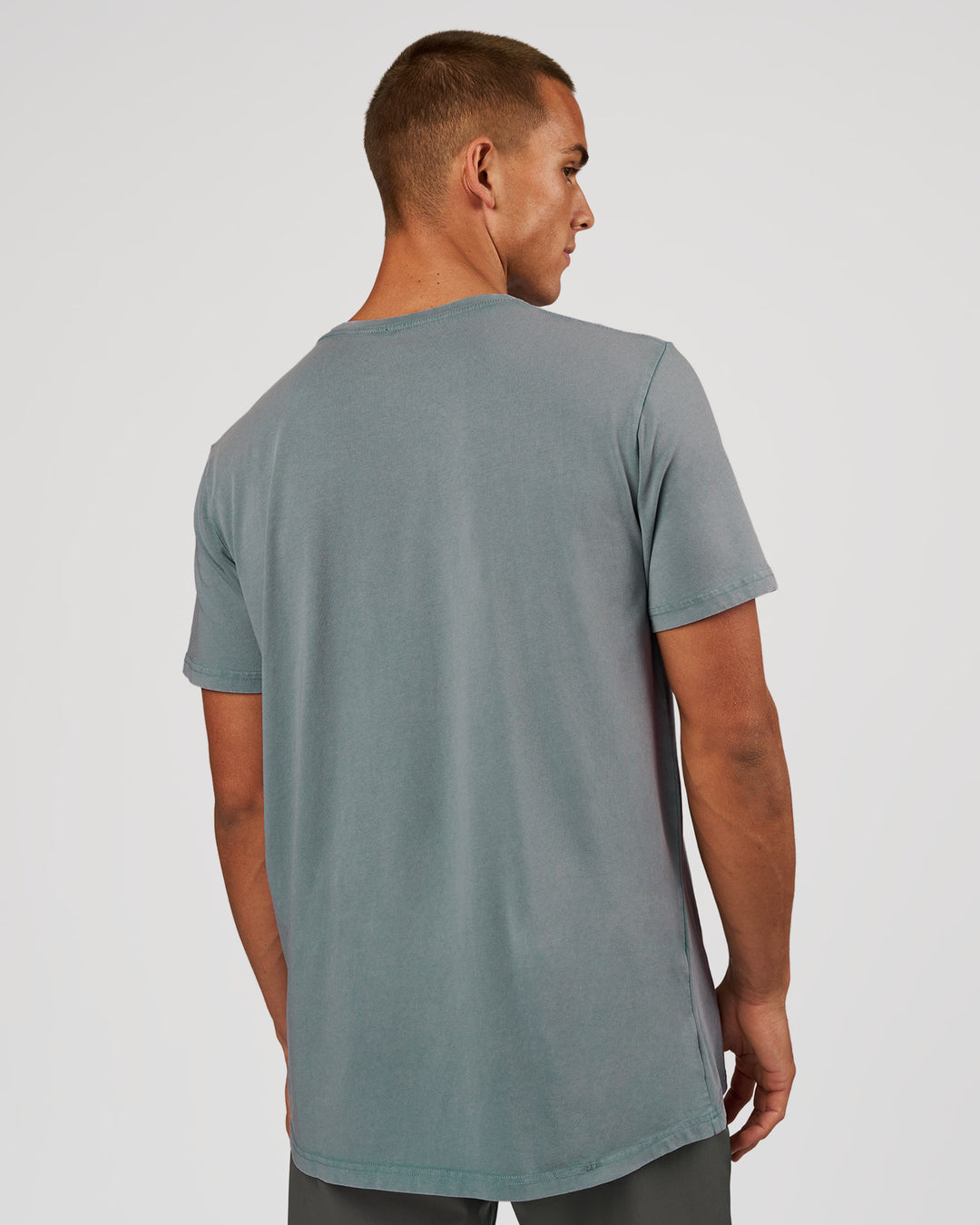 Man wearing Base FLXCotton Tee - Blue Mirage Washed | Model:Albert | Size:M - view 3