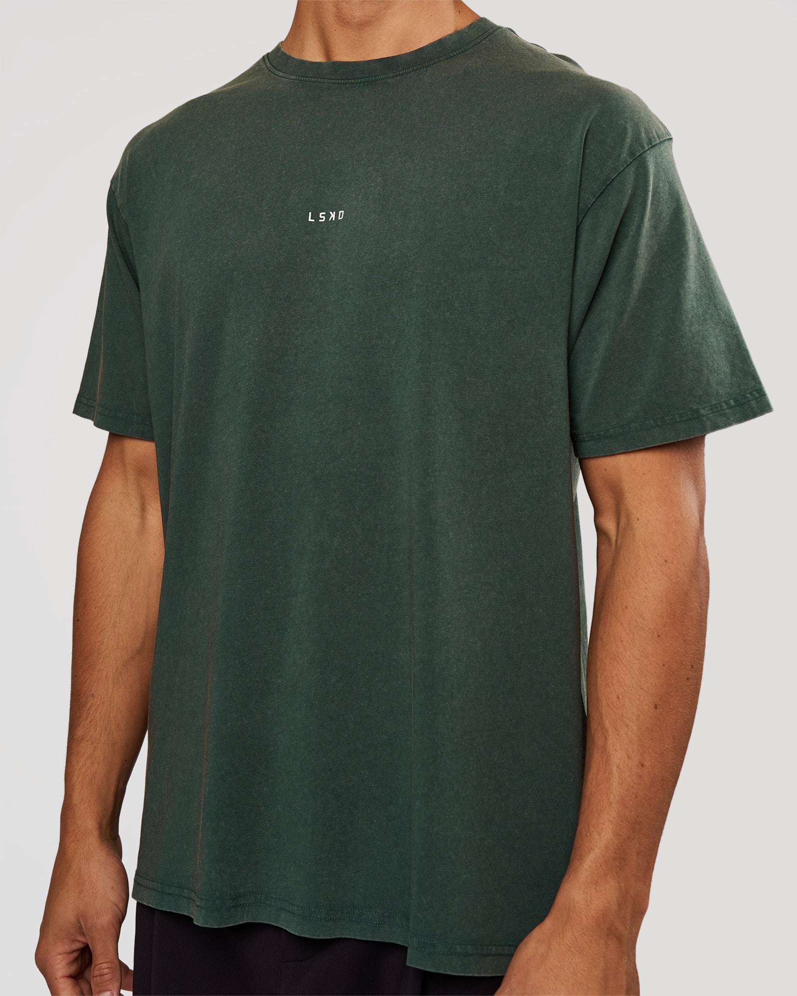 Man wearing Base FLXCotton Tee - Midnight Green Washed | Model:Albert | Size:M