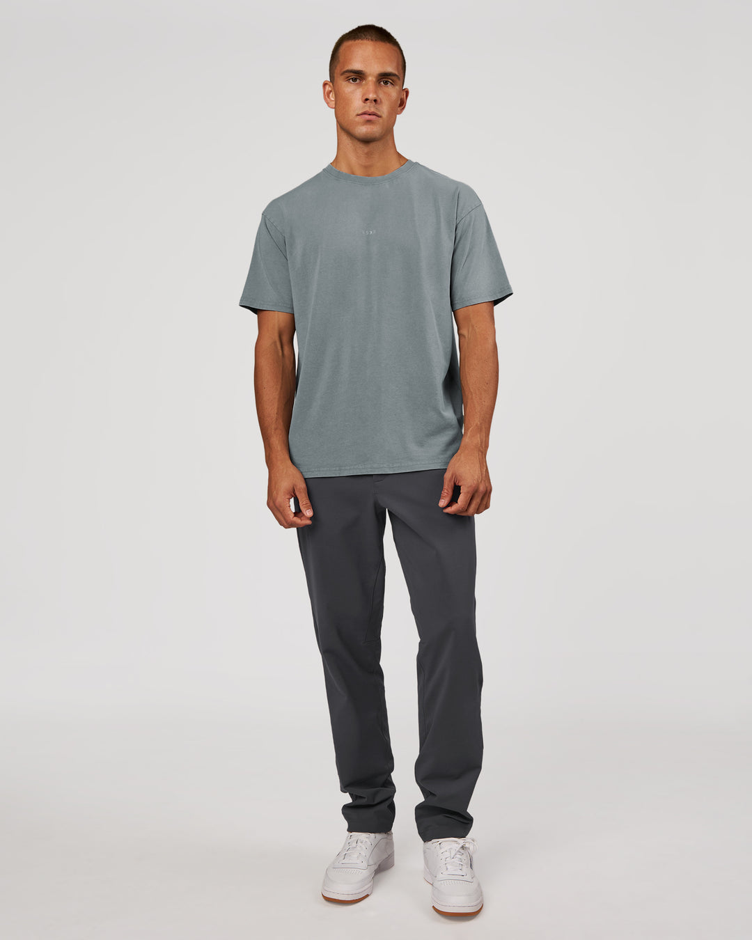 Man wearing Base FLXCotton Tee Oversized - Blue Mirage Washed | Model:Albert | Size:M - view 4