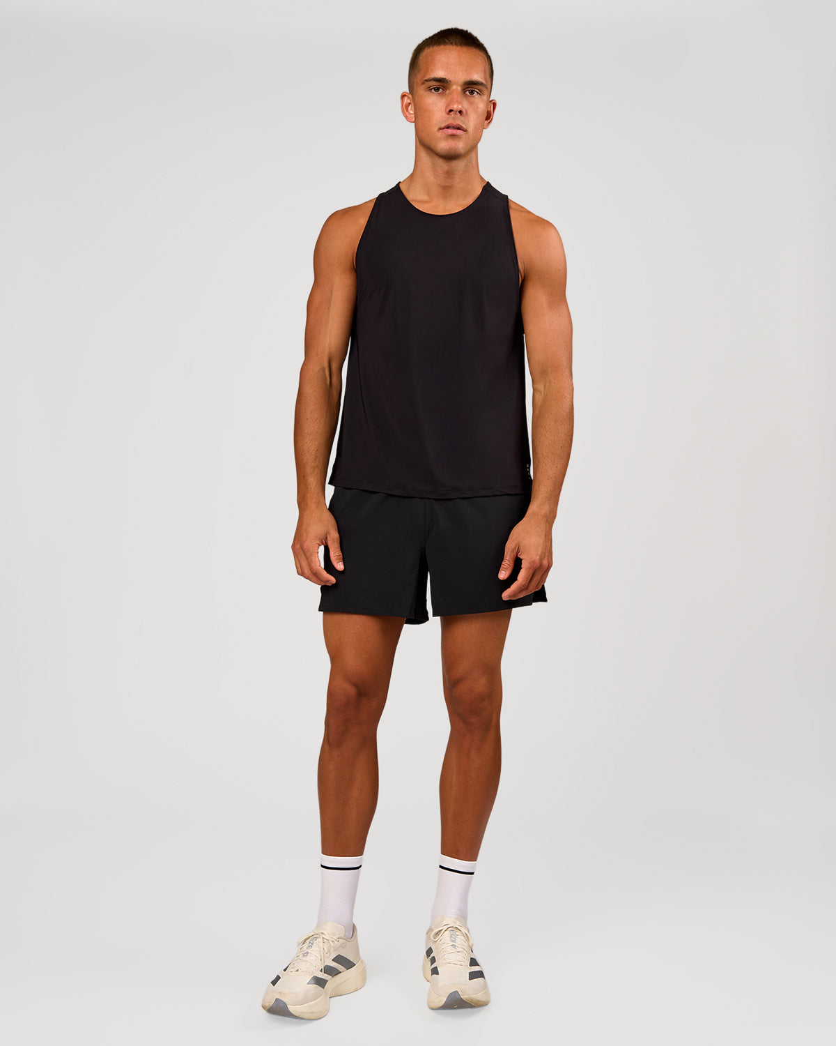 On Pace Tank シングレット　L Cadence Swift Tank - Black | LSKD