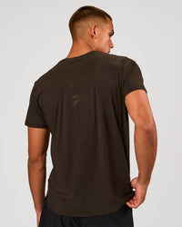 Man wearing Cadence Swift Tee - Ground Coffee | Model:Albert | Size:M | Thumbnail Index: 1