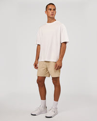 Man wearing Daily 7" Short 3.0 - Dunedust | Model:Albert | Size:M | Thumbnail Index: 6