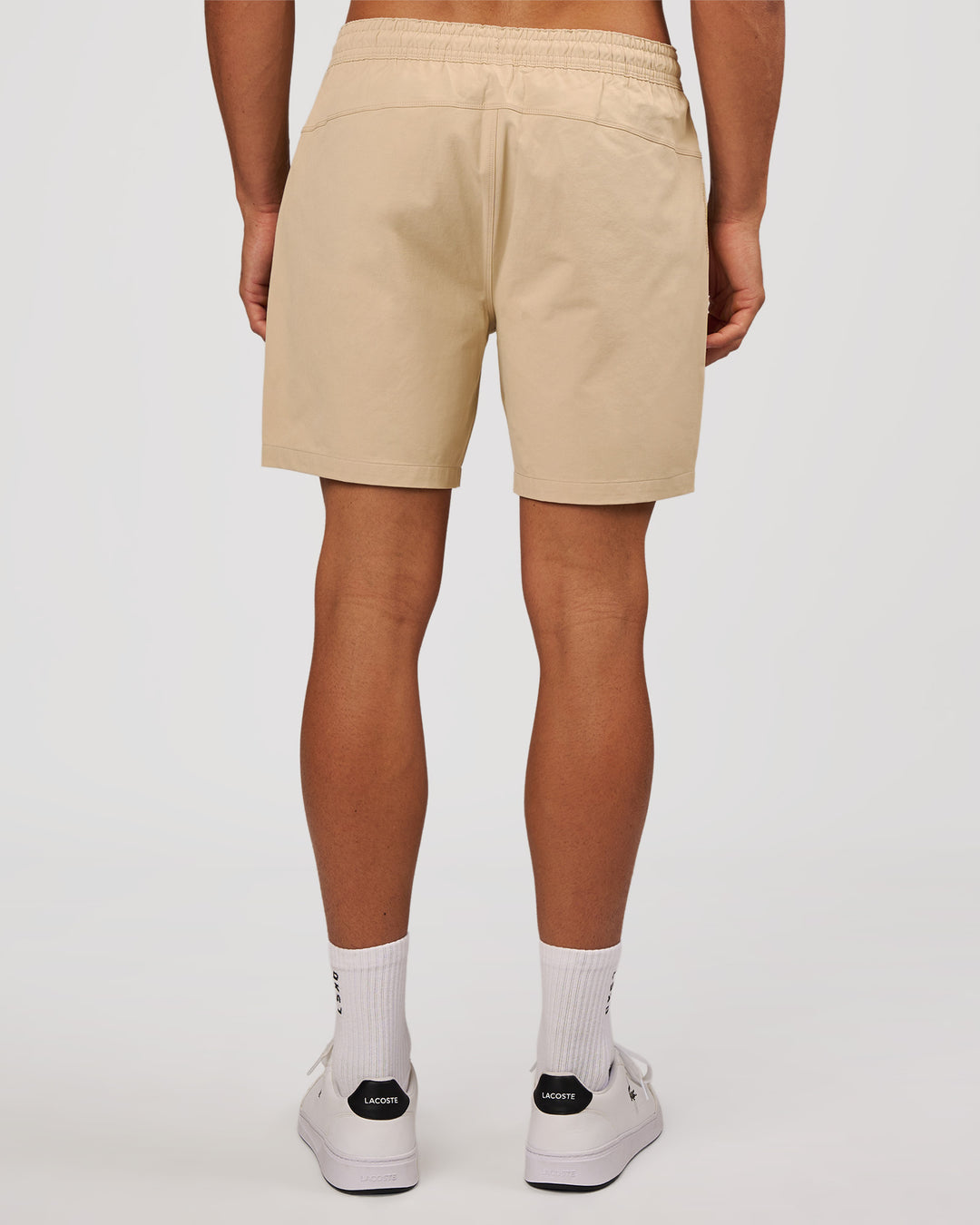 Man wearing Daily 7" Short 3.0 - Dunedust | Model:Albert | Size:M - view 3
