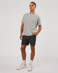 Man wearing Daily 7" Short 3.0 - Onyx | Model:Albert | Size:M | Thumbnail Index: 2