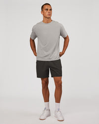 Man wearing Daily 7" Short 3.0 - Onyx | Model:Albert | Size:M | Thumbnail Index: 3