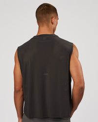 Man wearing Game Plan Boxy Tank - Onyx | Model:Albert | Size:M | Thumbnail Index: 8
