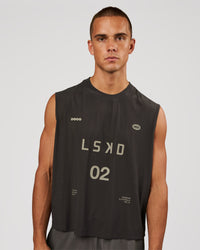 Man wearing Game Plan Boxy Tank - Onyx | Model:Albert | Size:M | Thumbnail Index: 4