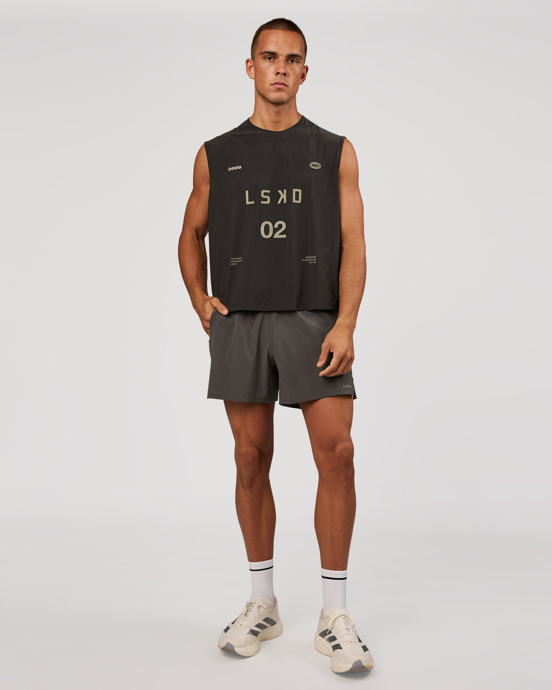 Man wearing Game Plan Boxy Tank - Onyx | Model:Albert | Size:M - view 7