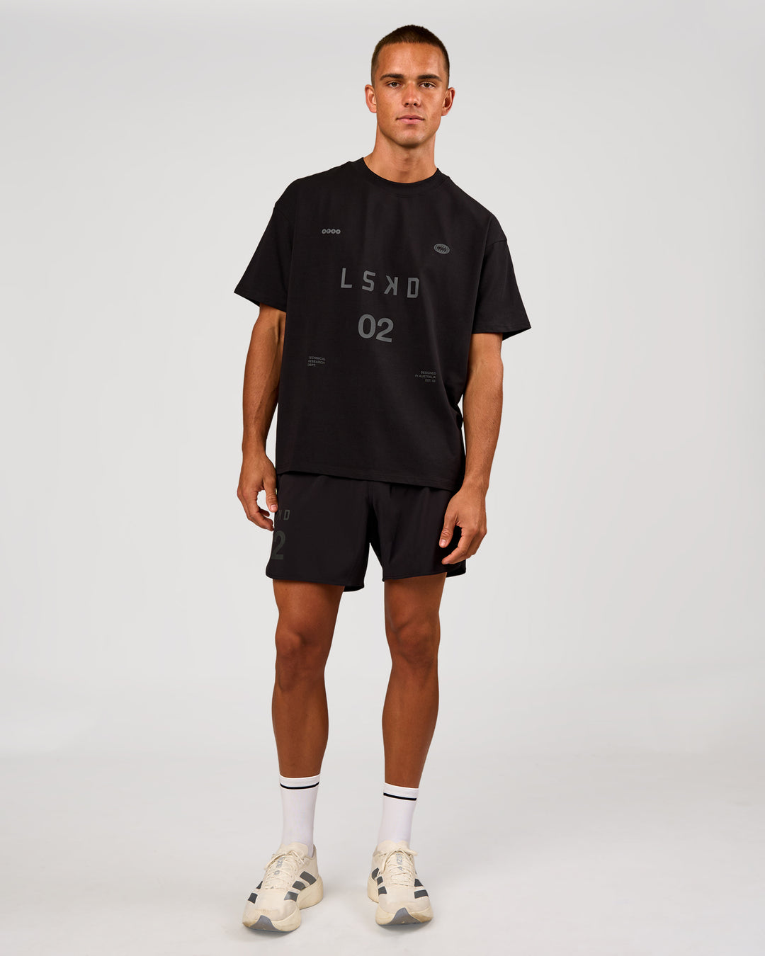 Man wearing Lift 6" Short - Black-Onyx | Model:Albert | Size:M - view 6
