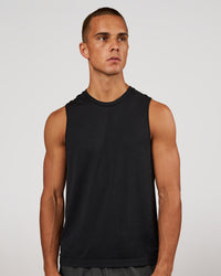 Man wearing AeroFLX+ Seamless Muscle Tank - Black Marl | Model:Albert | Size:M | Thumbnail Index: 0