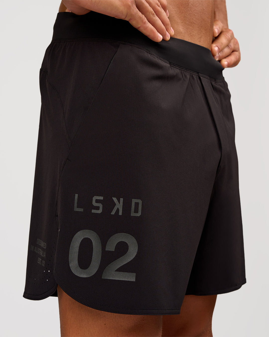 Man wearing Pace 5" Lined Running Short - Game Plan Black | Model:Albert | Size:M - view 1