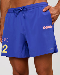 Man wearing Pace 5" Lined Running Short - Game Plan Power Cobalt | Model:Albert | Size:M | Thumbnail Index: 1