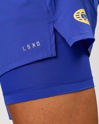 Man wearing Pace 5" Lined Running Short - Game Plan Power Cobalt | Model:Albert | Size:M | Thumbnail Index: 13