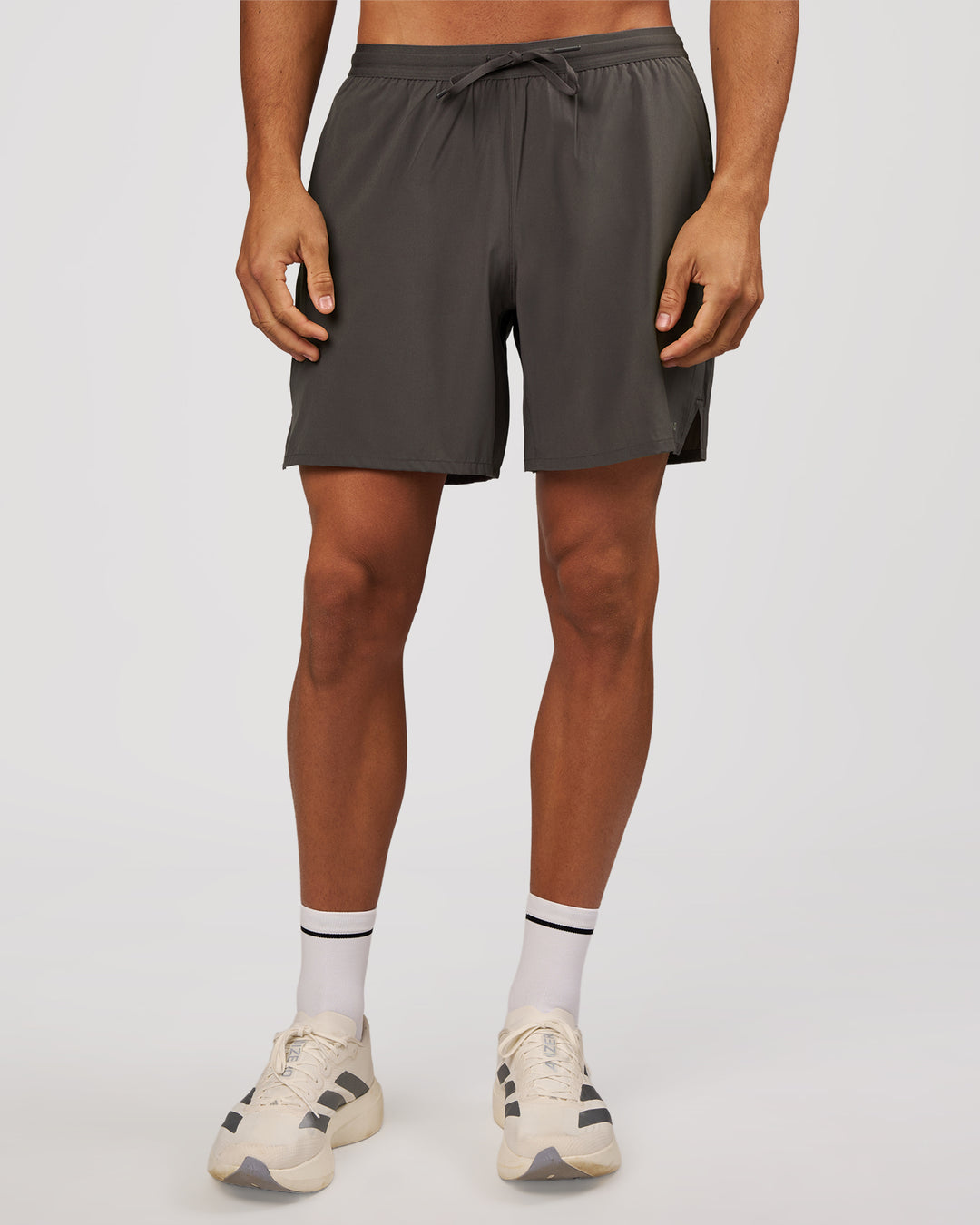 Man wearing Pace 7" Lined Running Short - Dark Storm | Model:Albert | Size:M - view 3