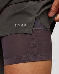 Man wearing Pace 7" Lined Running Short - Dark Storm | Model:Albert | Size:M | Thumbnail Index: 6