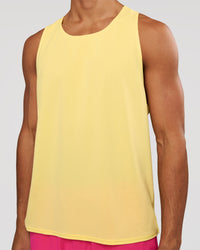 Man wearing Pace Running Tank 3.0  - Lemon | Model:Albert | Size:M | Thumbnail Index: 1