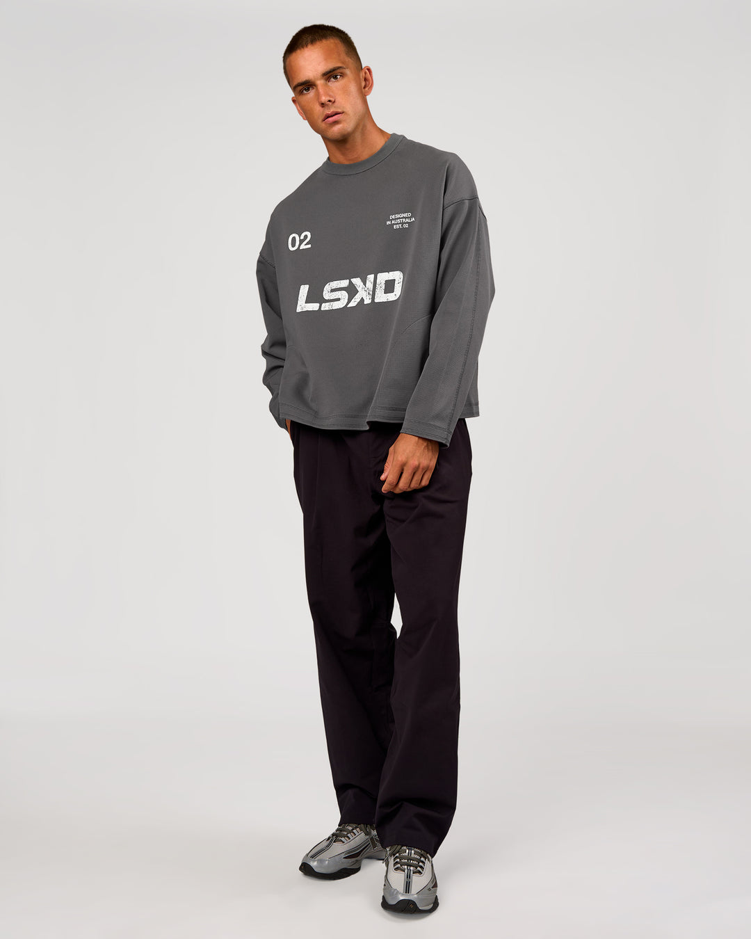 Man wearing Stadium Waffle Sweater - Dark Storm-White | Model:Albert | Size:M - view 7