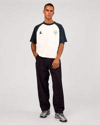 Man wearing Victory Heavyweight Boxed Raglan Tee - Silver Marl-Midnight Navy | Model:Albert | Size:M | Thumbnail Index: 7