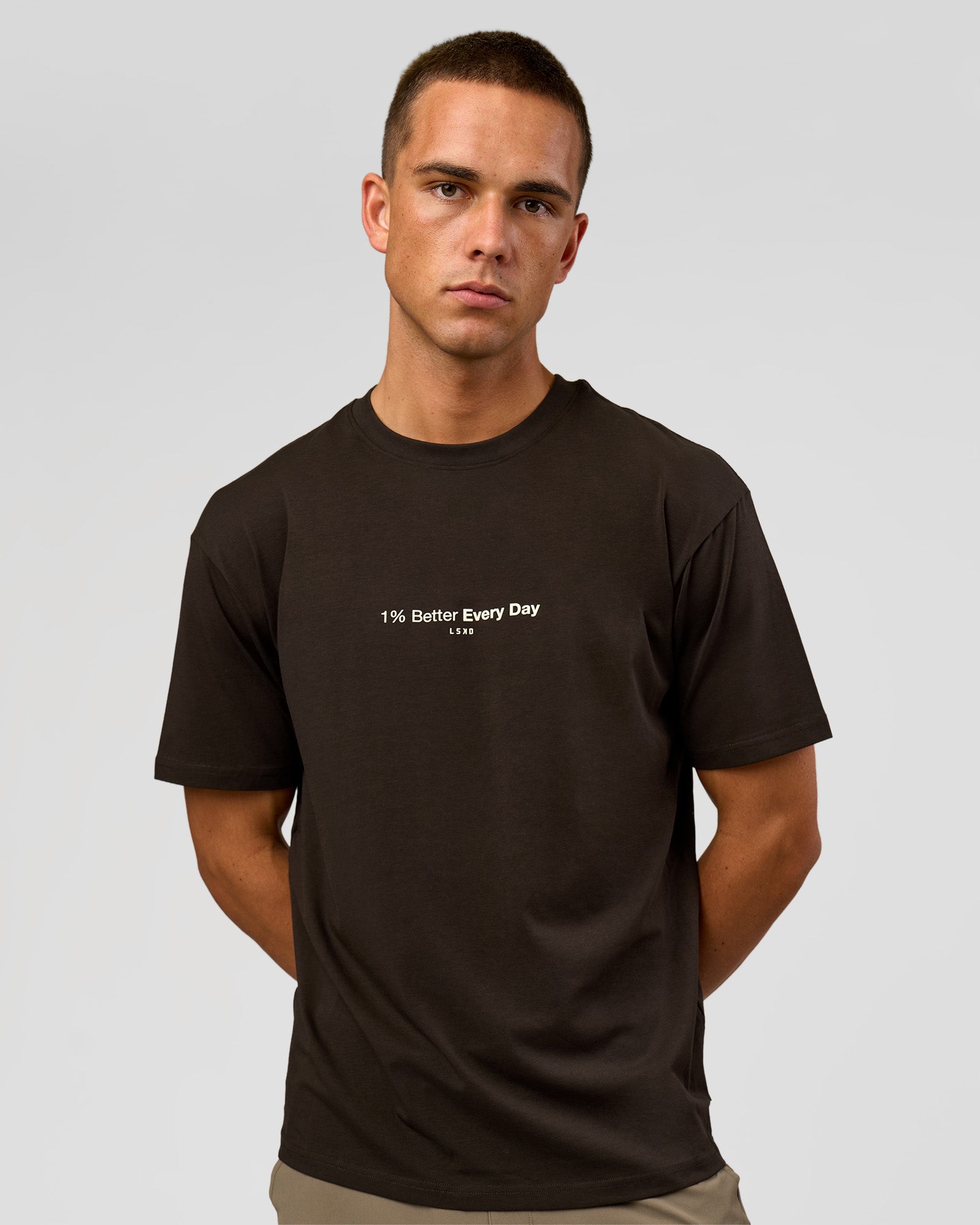 Man wearing VS6 1% Better FLXCotton Oversize Tee - Ground Coffee | Model:Albert | Size:M
