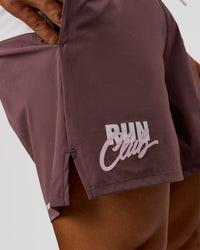 Man wearing Pace 5" Lined Running Short - Cocoa Powder-Off White | Model:George | Size:M | Thumbnail Index: 0