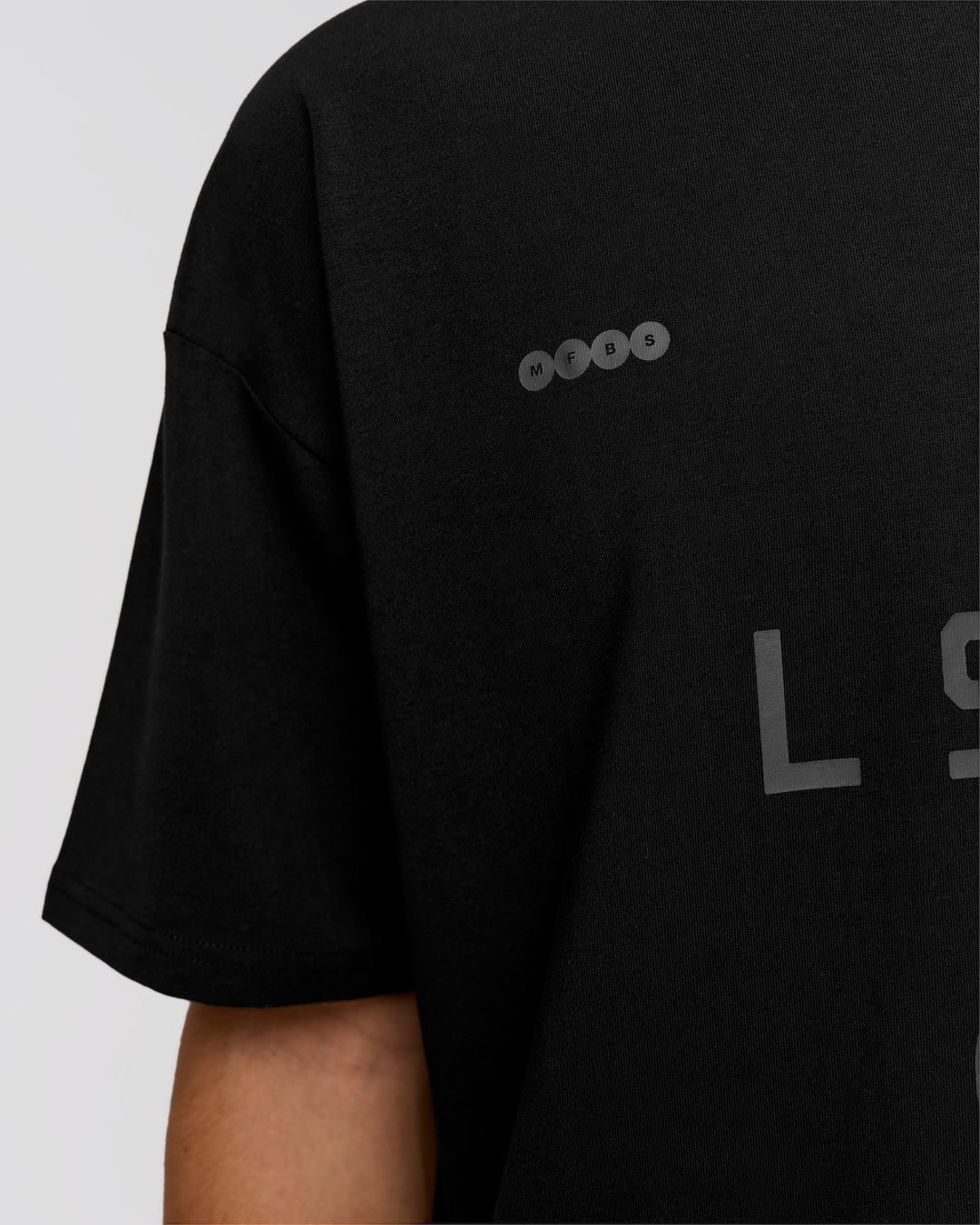 Man wearing Game Plan Heavyweight FLXCotton Oversized Tee - Black | Model:Leandro | Size:M - view 12