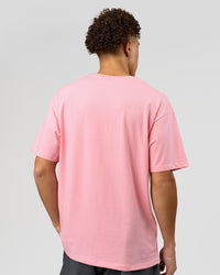 Man wearing VS1 Enjoy The Journey FLXCotton Oversize Tee - Pink Rose | Model:Leandro | Size:M | Thumbnail Index: 4