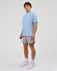 Man wearing VS26 Journey FLXCotton Oversize Tee - Open Air-Lemon | Model:Leandro | Size:M | Thumbnail Index: 10