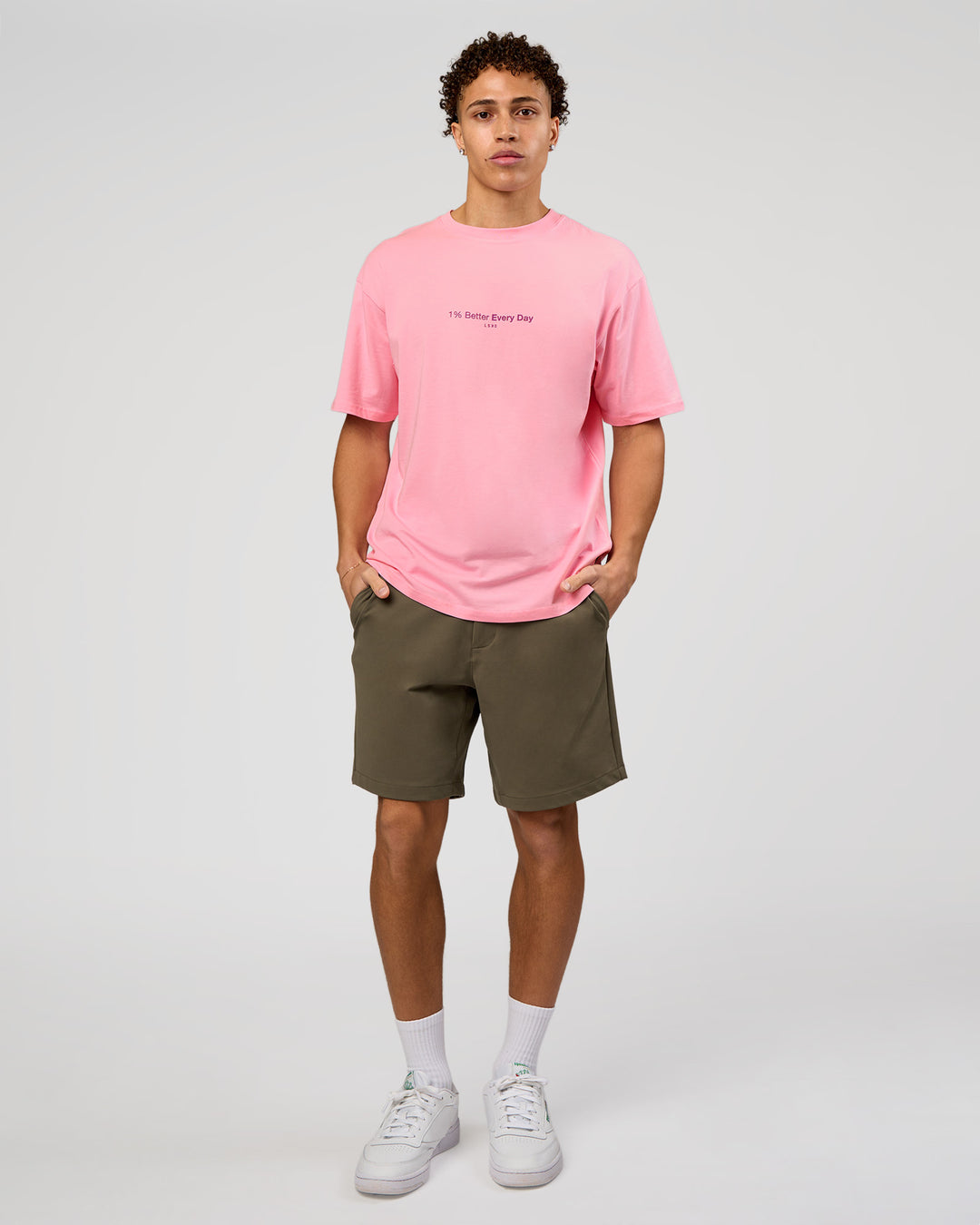 Man wearing VS6 1% Better FLXCotton Oversize Tee - Pink Rose | Model:Leandro | Size:M - view 10