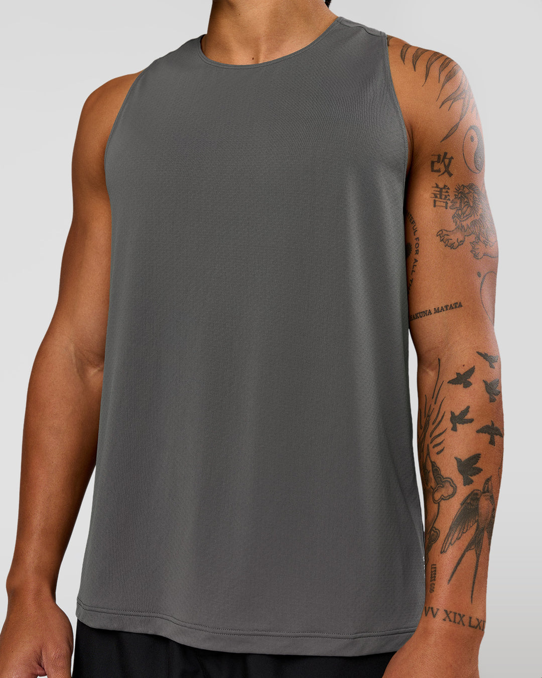 Man wearing Rep Training Tank - Dark Storm | Model:Malebo | Size:M - view 3