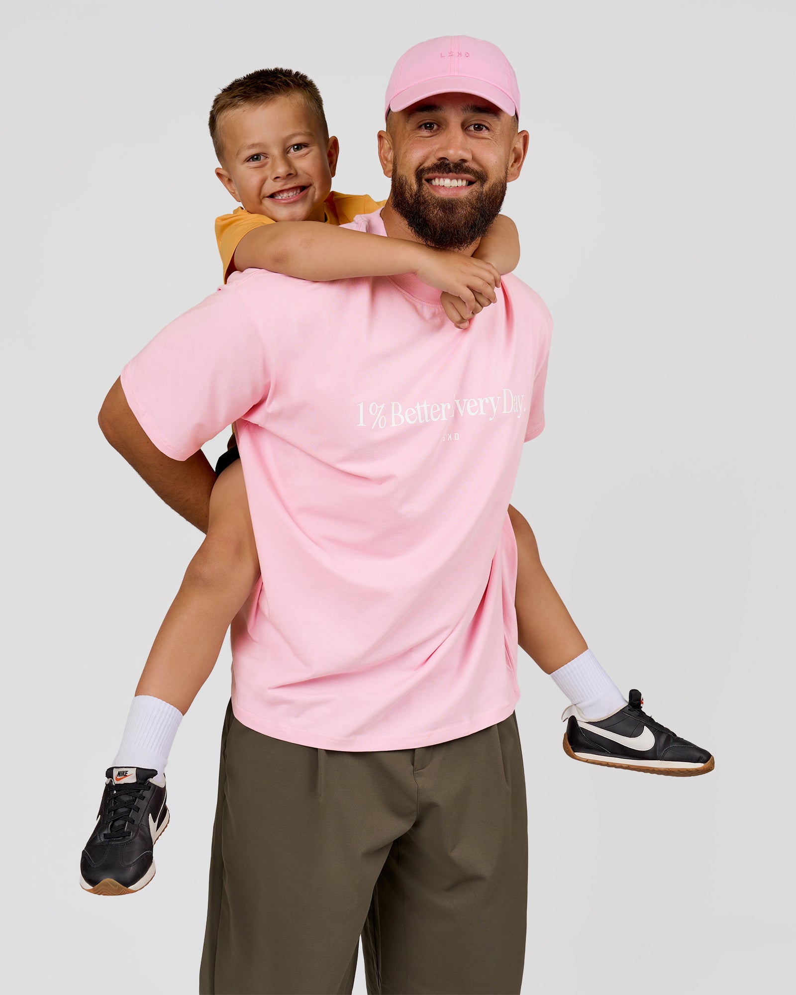 Man wearing VS6 1% Better Fathers Day FLXCotton Oversized Tee - Marshmallow | Model:Jordan | Size:XL