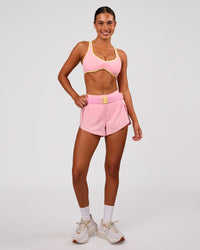 Studio image of Accelerate Run Belt - Lemon-Pink Rose | Thumbnail Index: 5