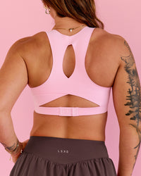 Woman wearing Fusion Sports Bra 2.0 - Pink Rose | Model:Robyn | Size:M | Thumbnail Index: 11