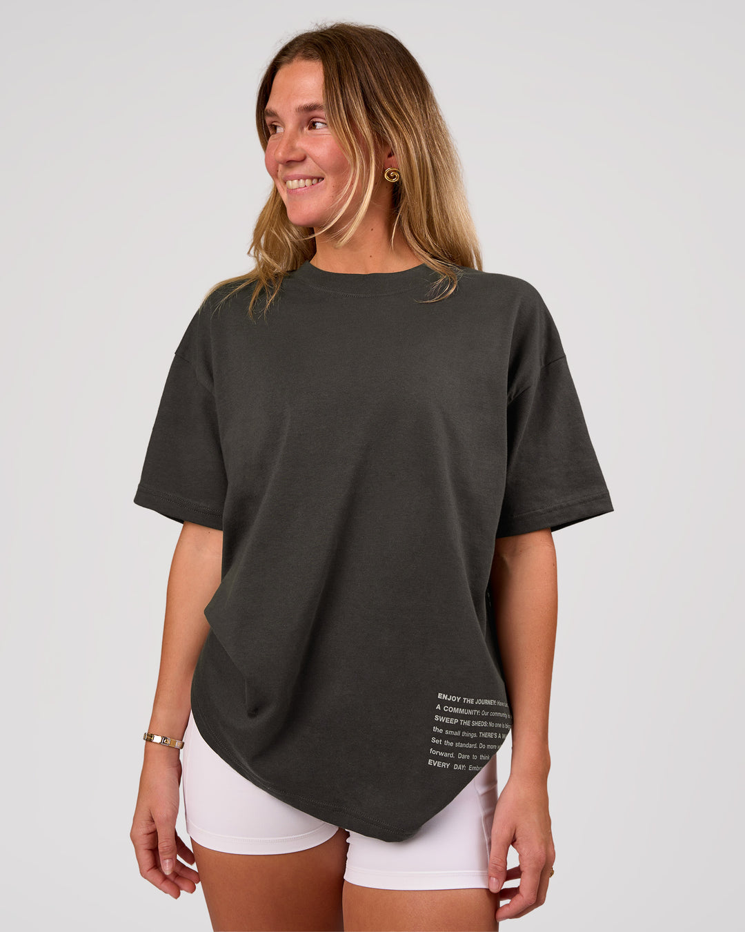 Woman wearing Block Heavyweight Oversized Tee  - Onyx-Alloy | Model:Amity | Size:S - view 3