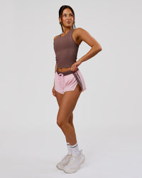 Woman wearing Flow Performance Tank 2.0 - Cocoa Powder | Model:Bianca | Size:S | Thumbnail Index: 3