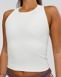 Woman wearing Flow Performance Tank 2.0 - Off White | Model:Bianca | Size:S | Thumbnail Index: 0