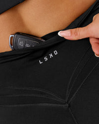 Woman wearing Luxe V-Contour High-Rise 6" Short - Black | Model:Bianca | Size:S | Thumbnail Index: 10