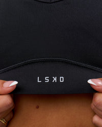 Woman wearing Stamina Amplify Sports Bra - Black | Model:Bianca | Size:S | Thumbnail Index: 5