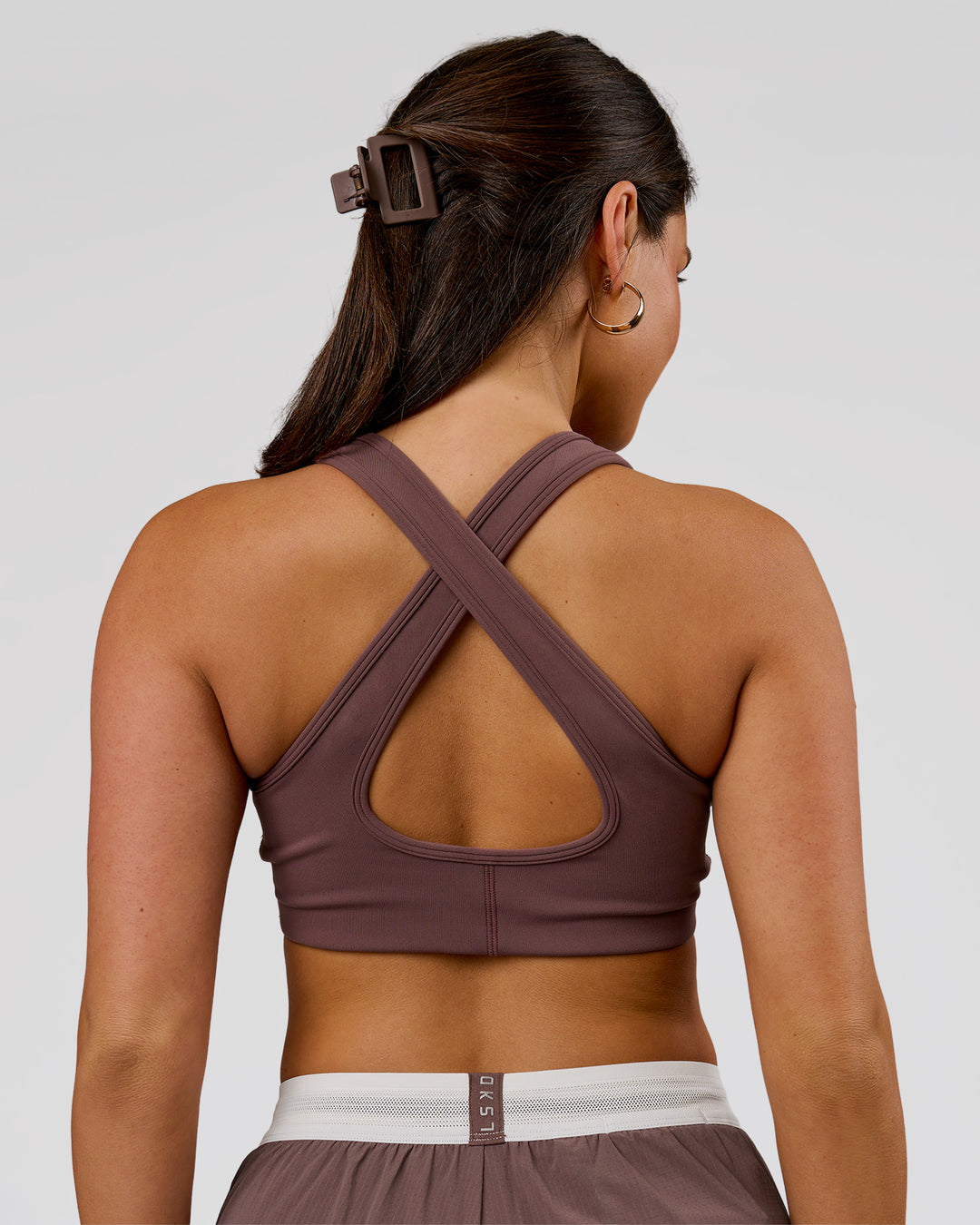Woman wearing Stamina Sports Bra - Cocoa Powder | Model:Bianca | Size:S - view 3